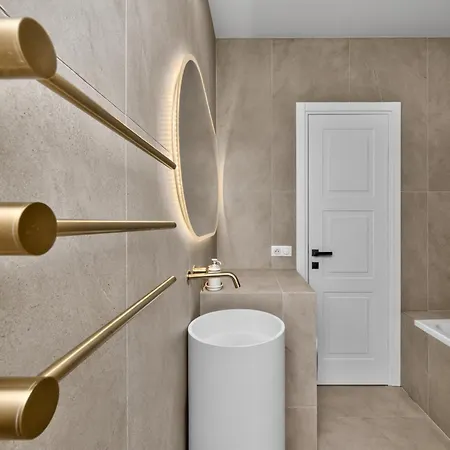 Appartement Frontière Monaco - Luxueux Rénové - Gh Beausoleil